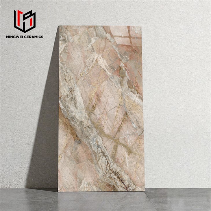 Šarene zastakljene porculanske pločice